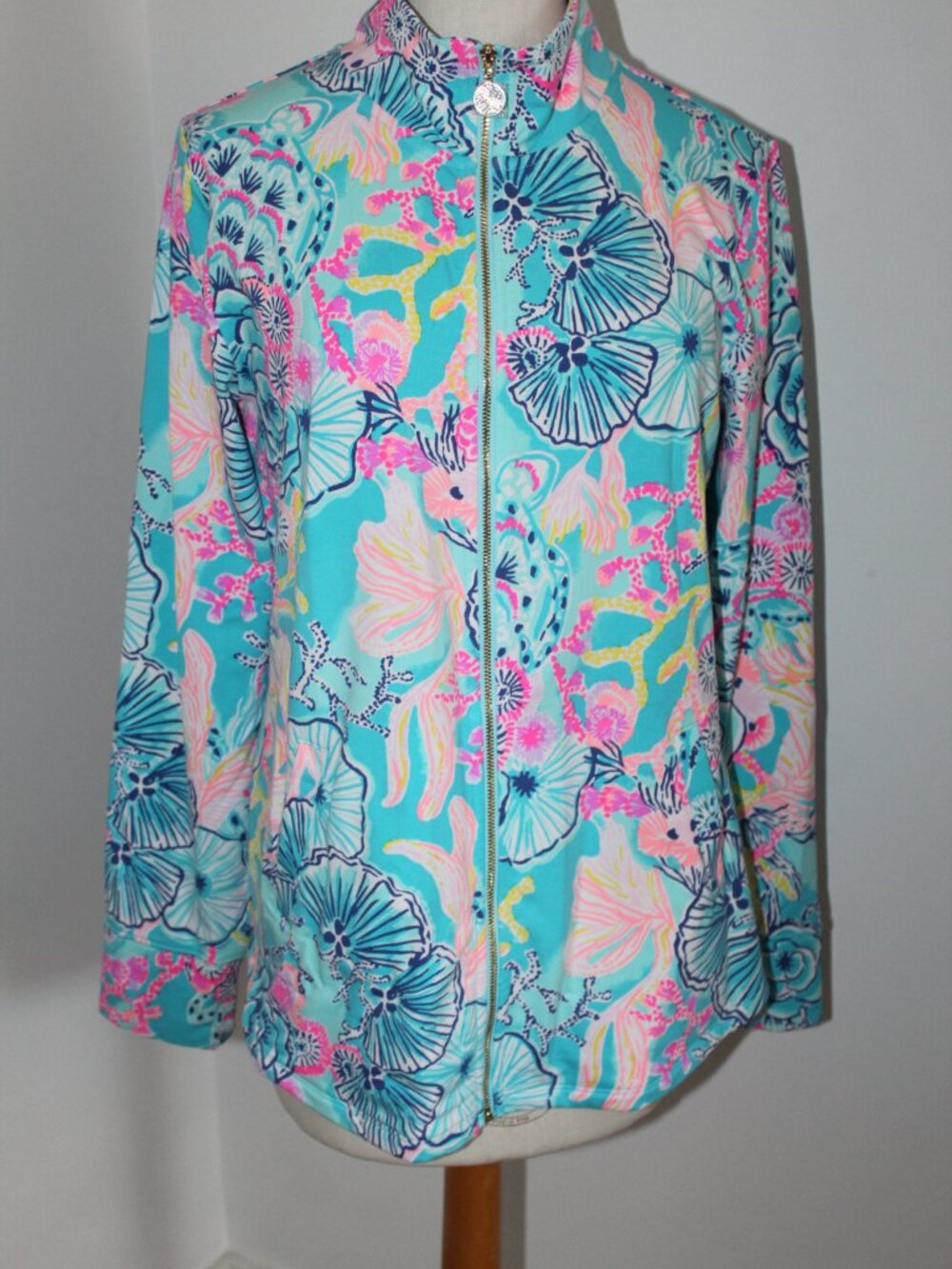 NWT Lilly Pulitzer Leona Full Zip Bali Blue 50+ Once Upon a Tide Jacket M